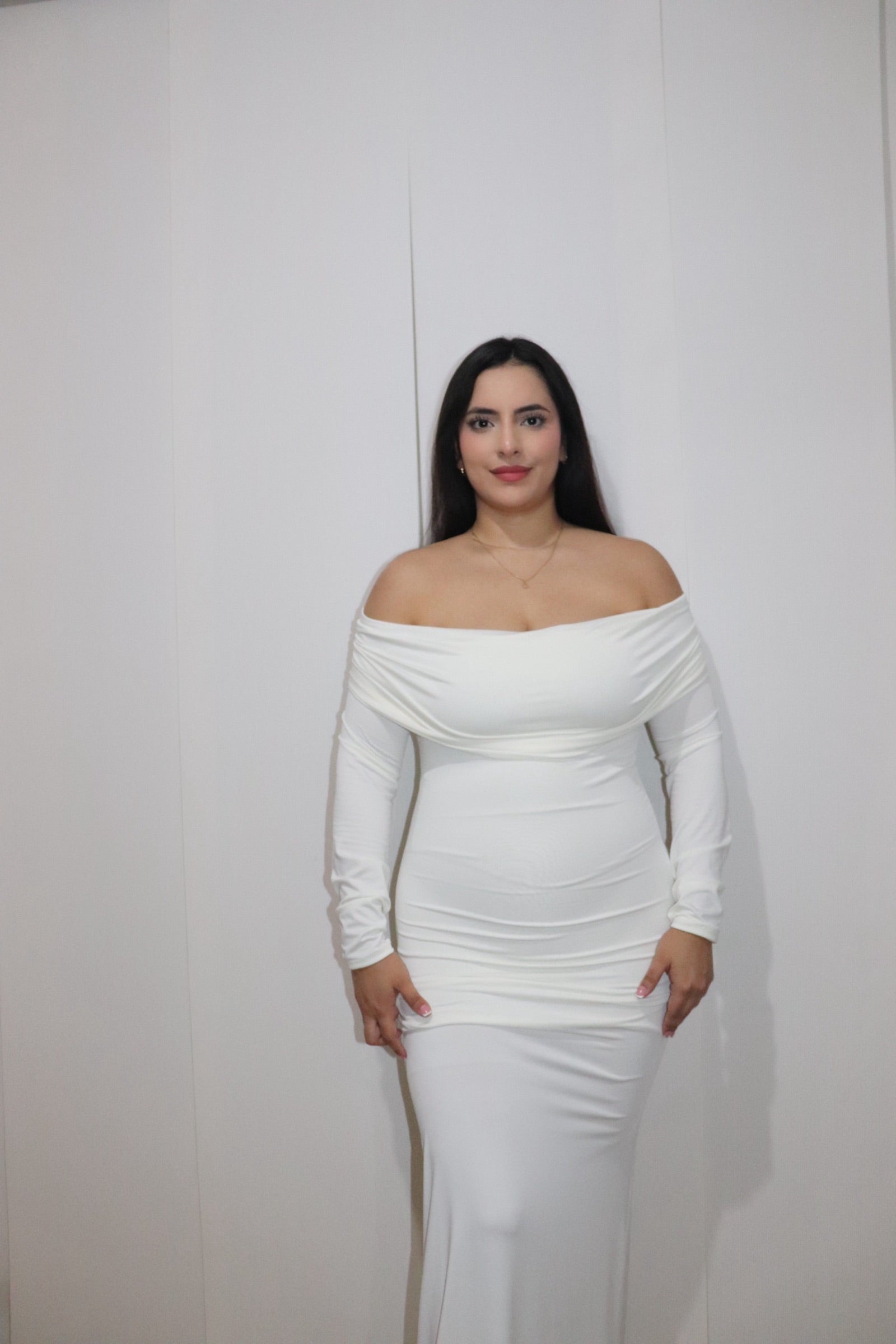 Vestido Blanco Off Shoulder Elegante para Mujer – White Off Shoulder